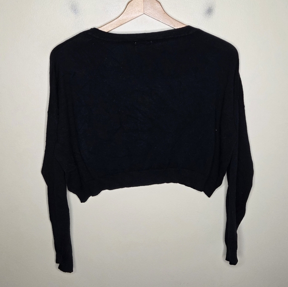 Ambiance | Black Womens Cropped Crewneck Sweater Size Large Neutral Classic - Picture 4 of 4